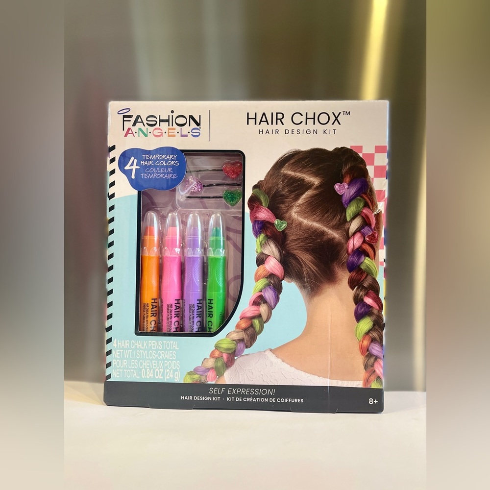 Fashion Angels hair chalk set 4 temporary non toxic hair colors and 3  pins 8+